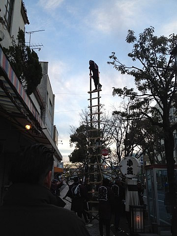 小笠　若鳶会様梯子のり